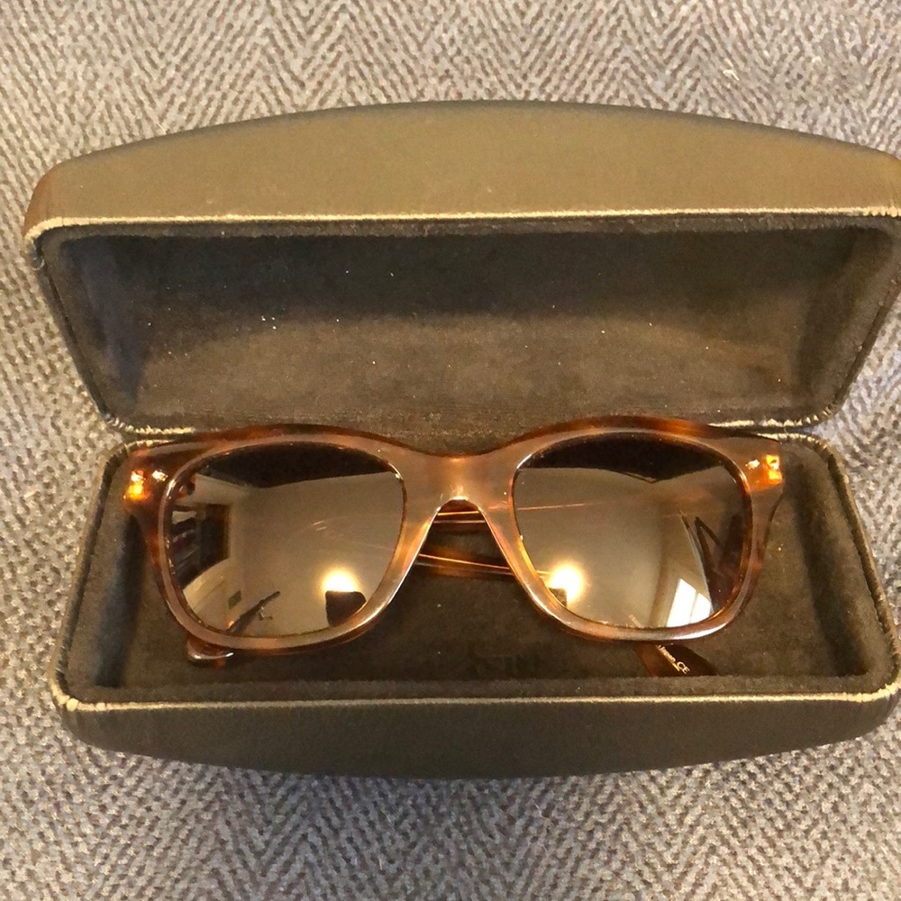 David Yurman Tortoise Shell Sunglasses